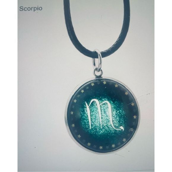 Scorpio glow in THE DARK ZODIAC HOROSCOPE STAR SIGN NECKLACE - Picture 1 of 14